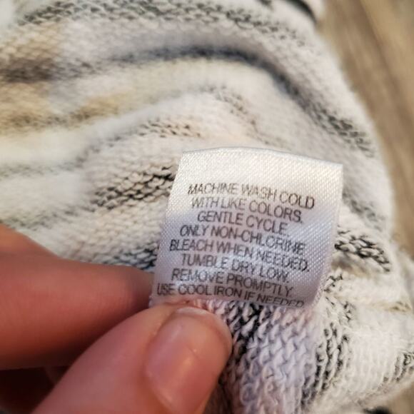 Unknown brand large 3/4 sleeve striped sweater - Picture 6 of 8